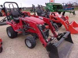 2018 MASSEY FERGUSON GC1715