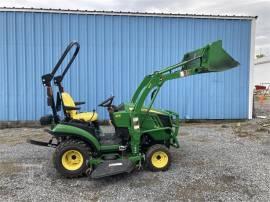 2017 JOHN DEERE 1025R