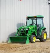 JOHN DEERE 3039R