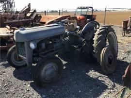 1940 FORD 9N