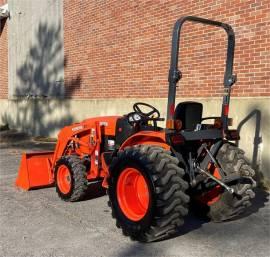 2014 KUBOTA B3300SU