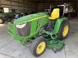 2017 JOHN DEERE 3033R