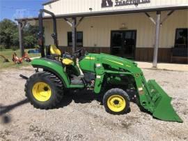 JOHN DEERE 2032R