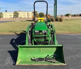 2019 JOHN DEERE 1025R