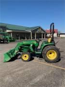 2017 JOHN DEERE 3032E