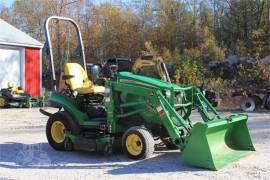 2012 JOHN DEERE 1026R