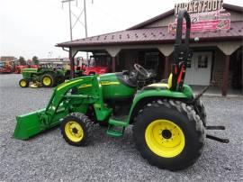 JOHN DEERE 3320