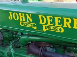 1937 JOHN DEERE B