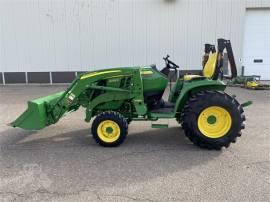 2018 JOHN DEERE 3033R