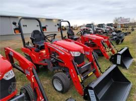 2022 MASSEY FERGUSON GC1725M