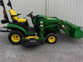 2017 JOHN DEERE 1025R