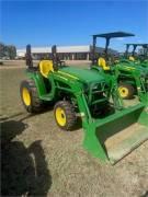 JOHN DEERE 3032E