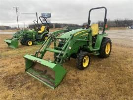 2006 JOHN DEERE 3520