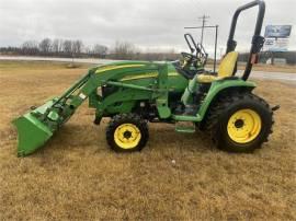 2006 JOHN DEERE 3520