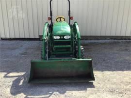 2010 JOHN DEERE 3320