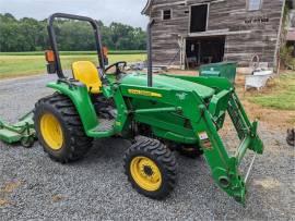 2014 JOHN DEERE 3032E