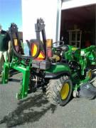 2015 JOHN DEERE 1025R