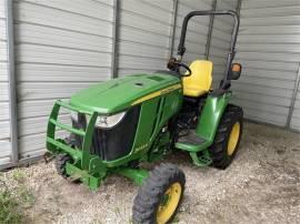 2014 JOHN DEERE 3033R