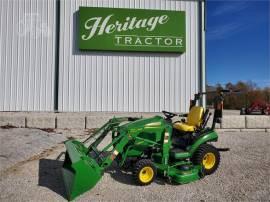 2017 JOHN DEERE 1025R