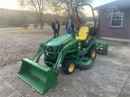 2018 JOHN DEERE 1025R