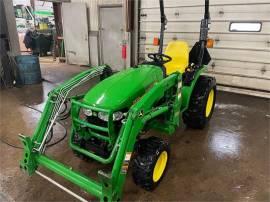 2011 JOHN DEERE 2520