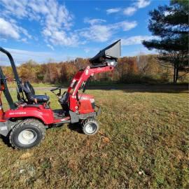 2019 MASSEY FERGUSON GC1725MB