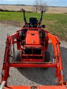 2004 KUBOTA B7610