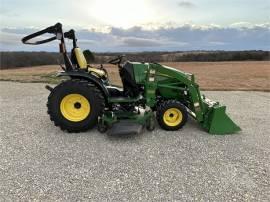 2011 JOHN DEERE 2520