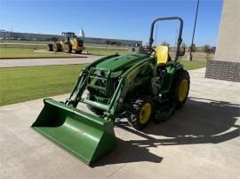 2015 JOHN DEERE 3033R