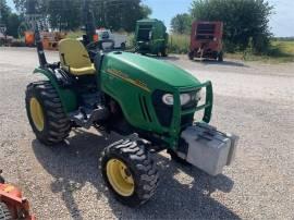 2009 JOHN DEERE 2320