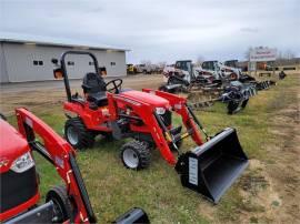 2022 MASSEY FERGUSON GC1725M