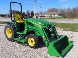 2011 JOHN DEERE 3520