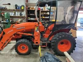 2013 KUBOTA L3301HST