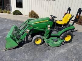 2015 JOHN DEERE 1025R