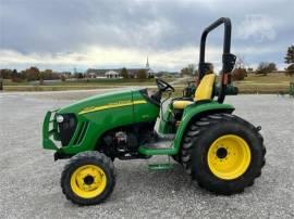 JOHN DEERE 3520