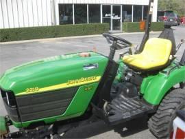 2003 JOHN DEERE 2210