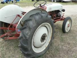 1949 FORD 8N