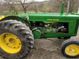 1952 JOHN DEERE AR