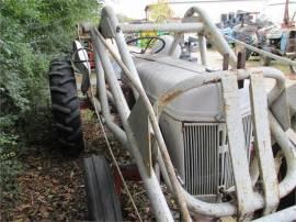 1949 FORD 8N