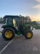 JOHN DEERE 5075E