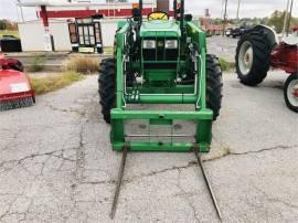 2008 JOHN DEERE 5203