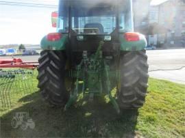 JOHN DEERE 5055E