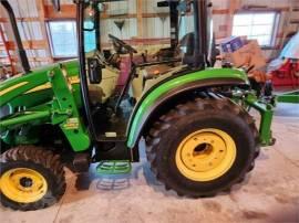 2011 JOHN DEERE 3720