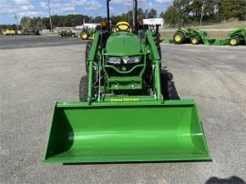 2022 JOHN DEERE 4052M