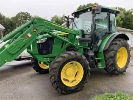 2017 JOHN DEERE 5085E