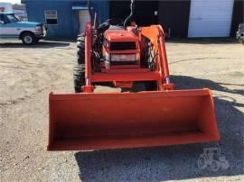 2005 KUBOTA L4330HST