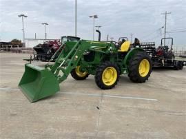 JOHN DEERE 5065E