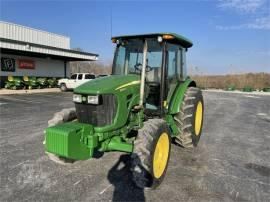 2013 JOHN DEERE 5083E