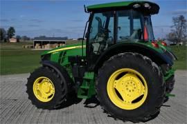 2017 JOHN DEERE 5090R