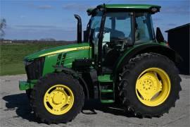 2017 JOHN DEERE 5090R